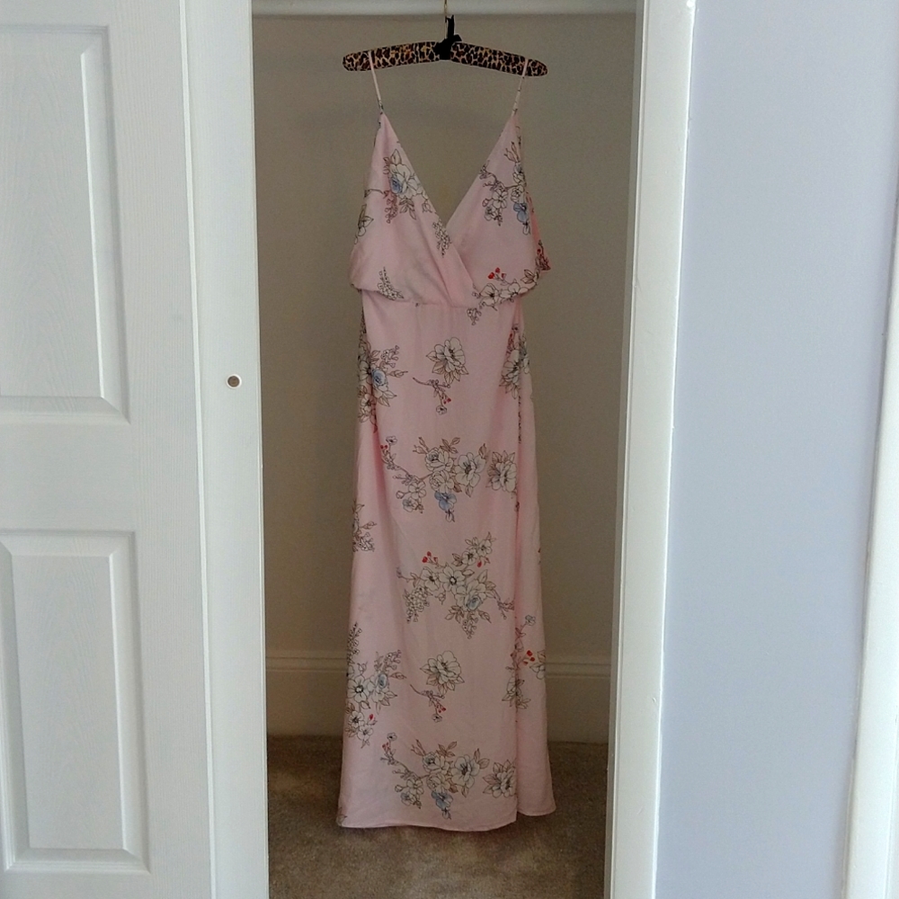 An elegant Lush dress in XL